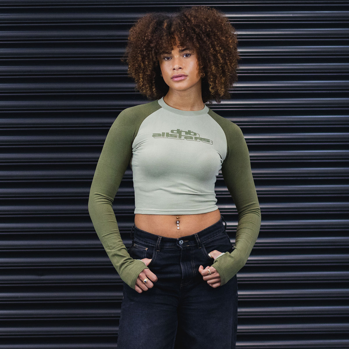 Long-Sleeve Crop Top – Khaki