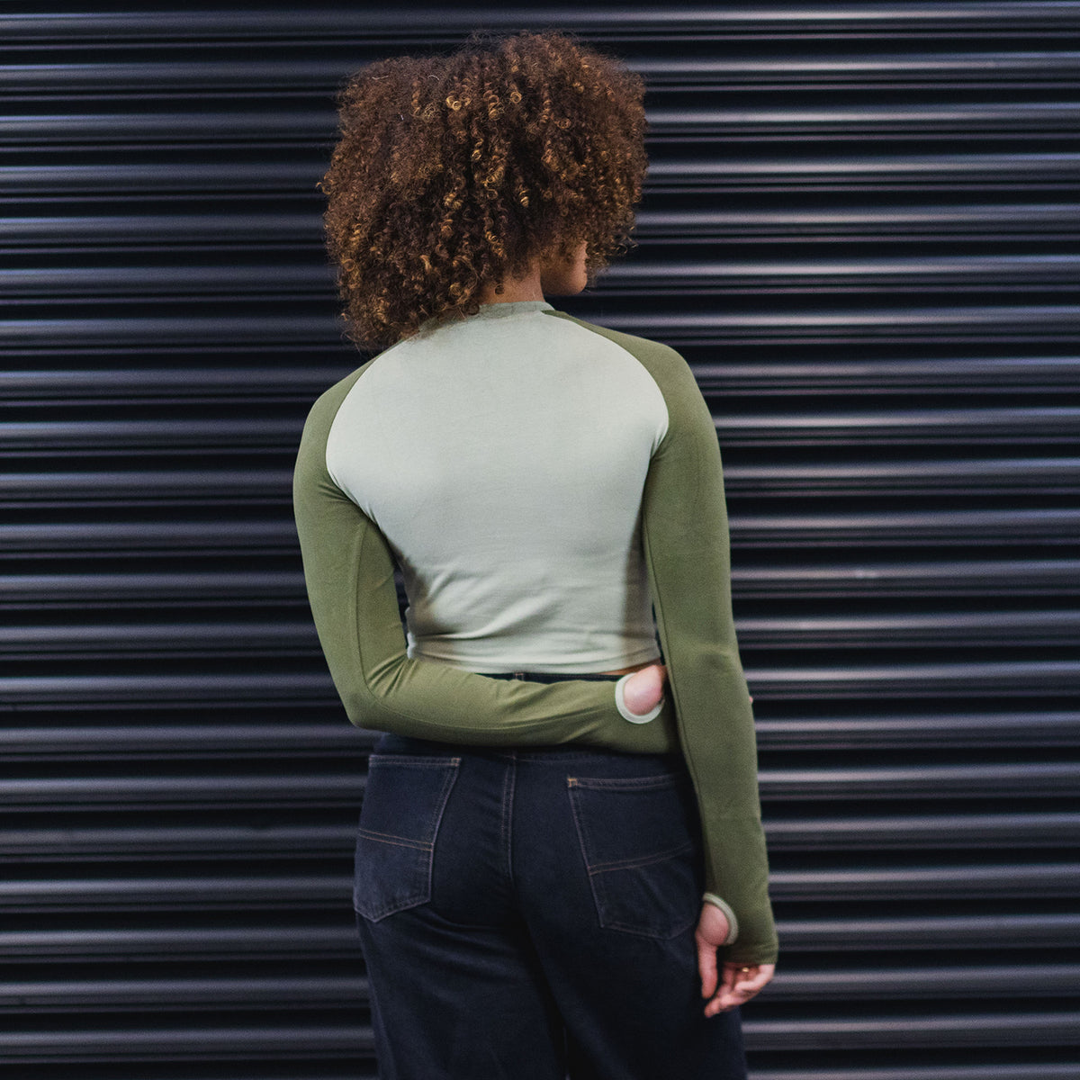 Long-Sleeve Crop Top – Khaki
